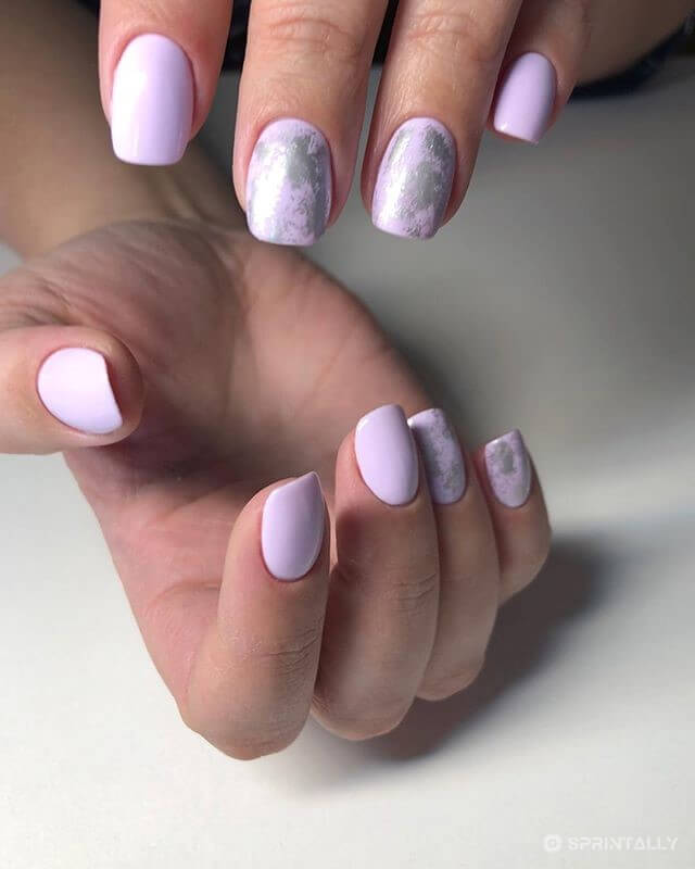 Trendy manicure for summer