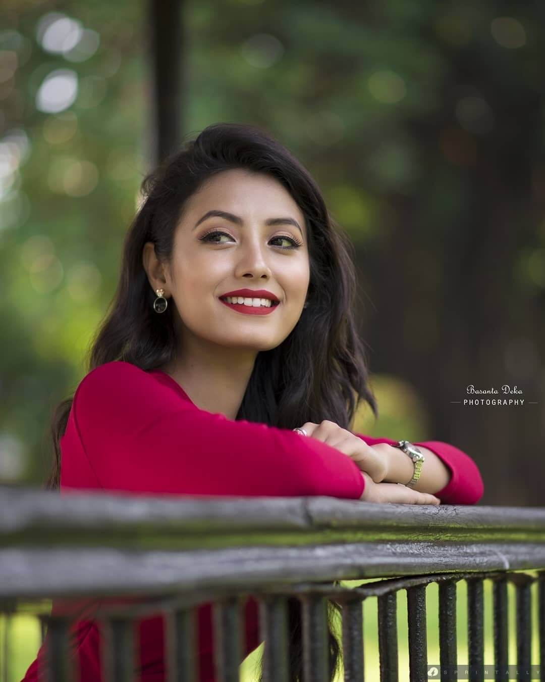 Surabhi Das 3