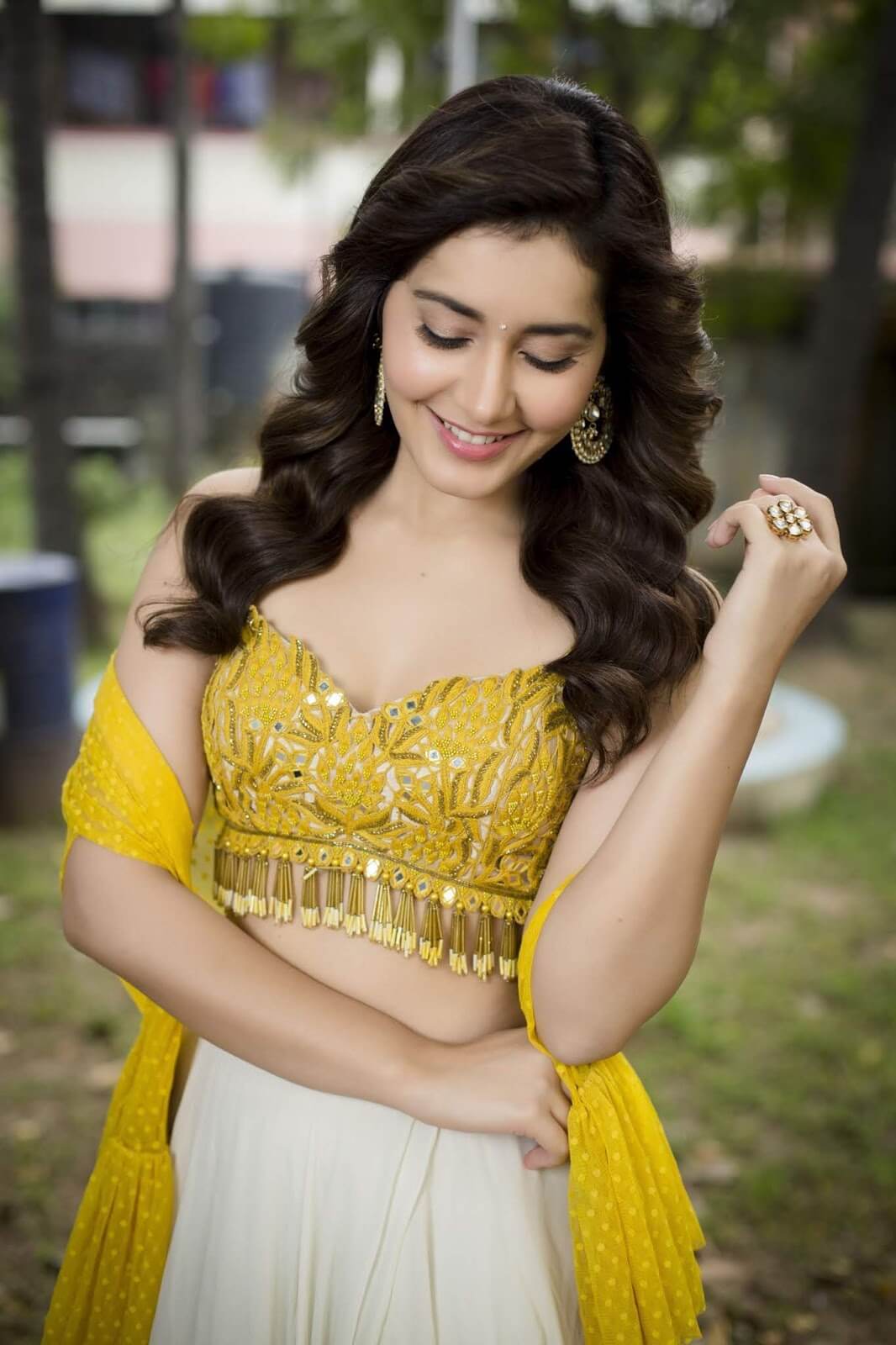 Raashi Khanna On Yellow Top